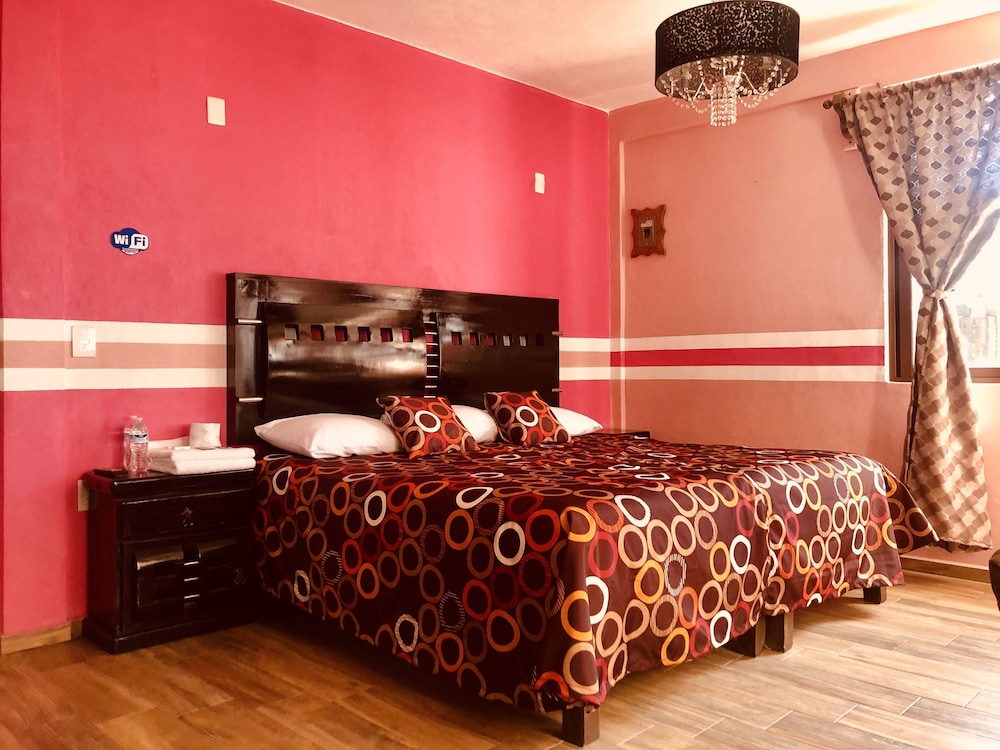 Comfort Room, 1 King Bed photo 1
