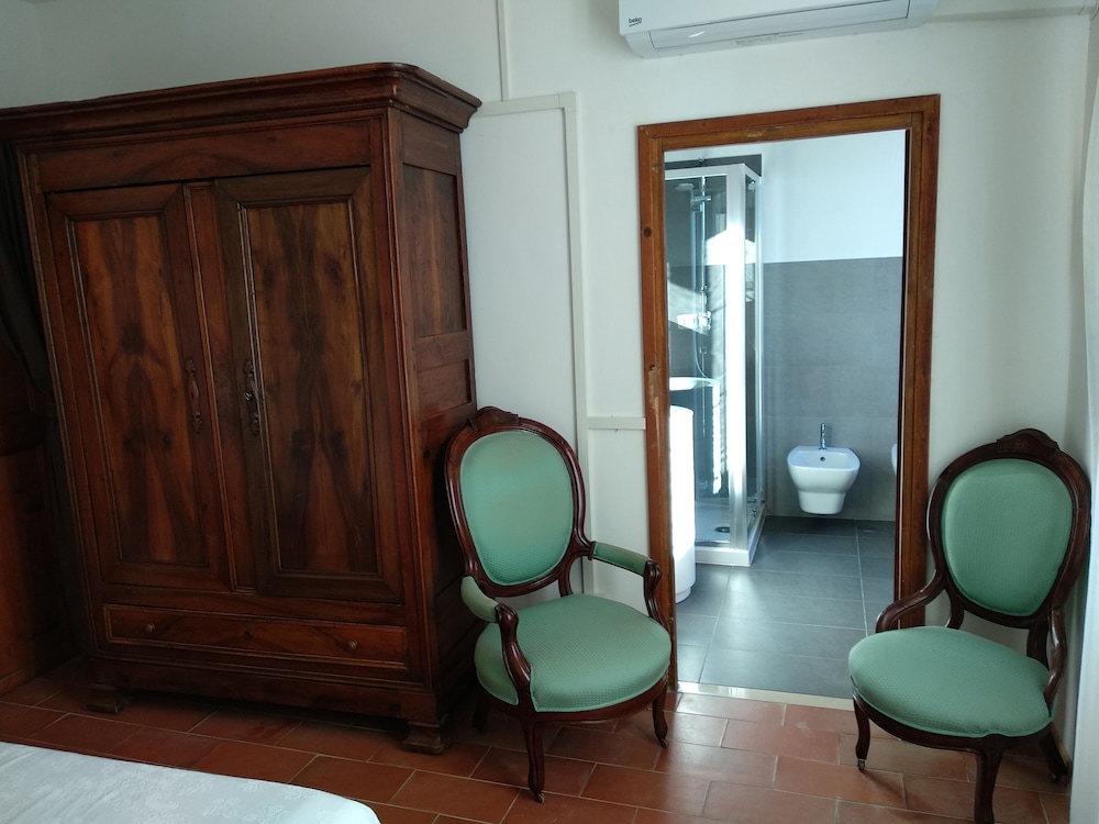 Double Room, Private Bathroom photo 2