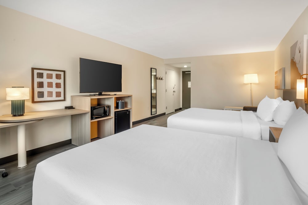 Room, Multiple Beds photo 2