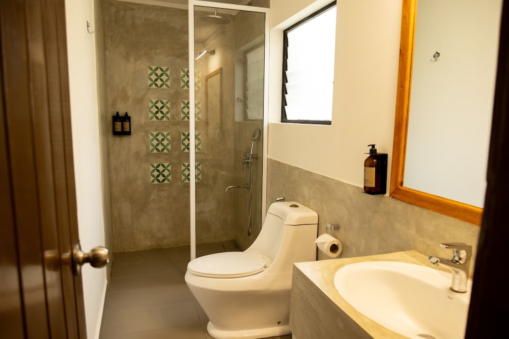 Standard Double Room - Photo 5