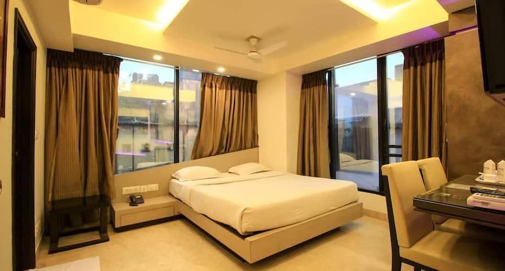 Basic Double Room, City View