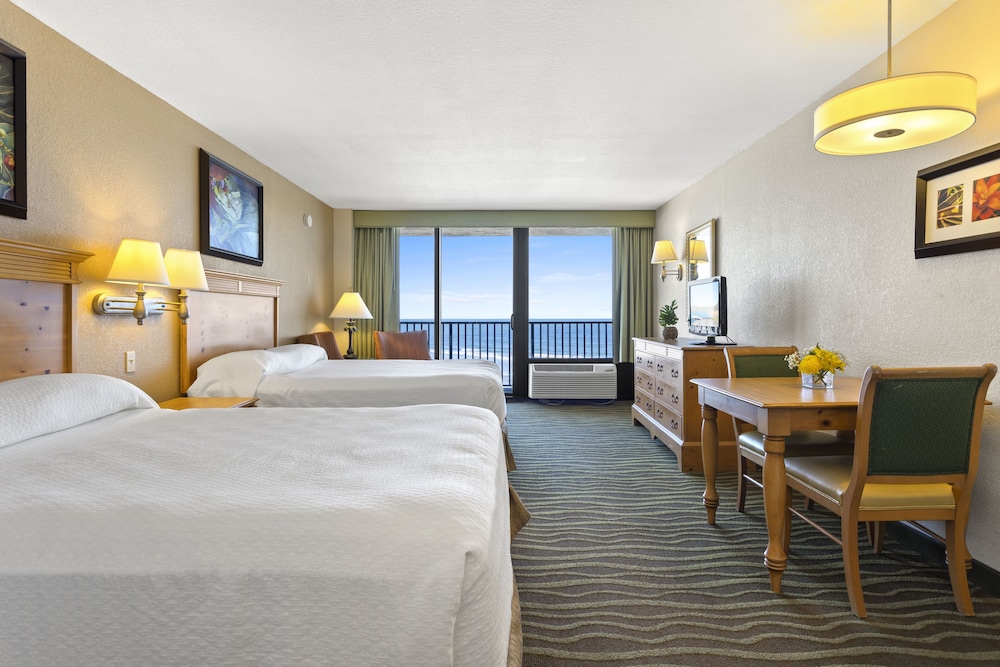 Standard Room, 2 Queen Beds, Kitchen, Partial Ocean View - Photo 1