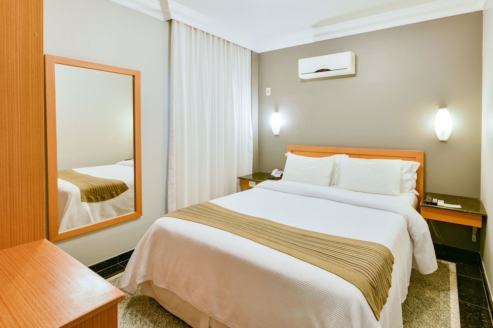 Executive Suite, 1 Queen Bed