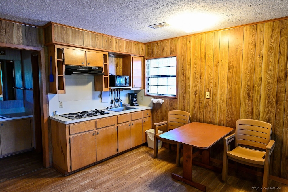 Cove Beach Cabin with beach access photo 2