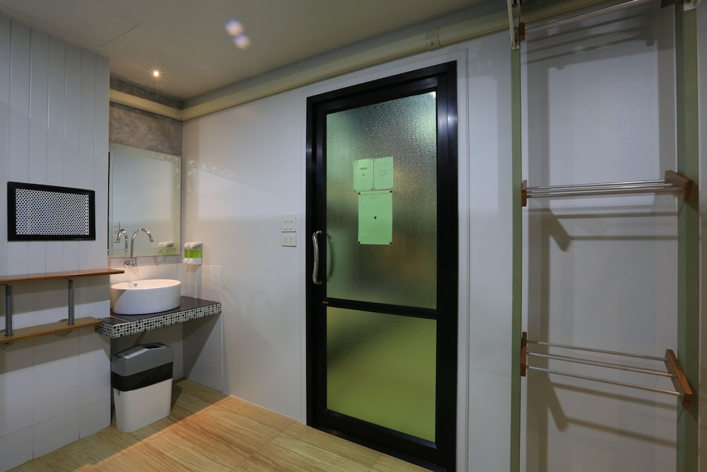 Deluxe Shared Dormitory, Mixed Dorm photo 2