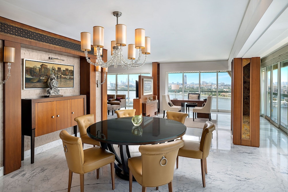 Presidential Suite, 1 King Bed, View photo 2