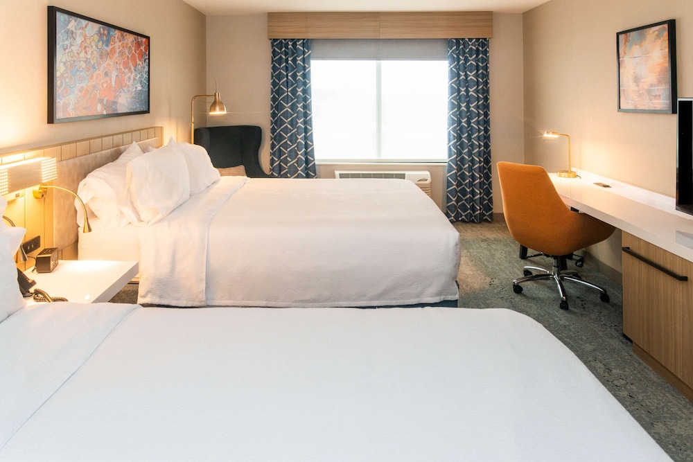 Room, 2 Queen Beds - Photo 3