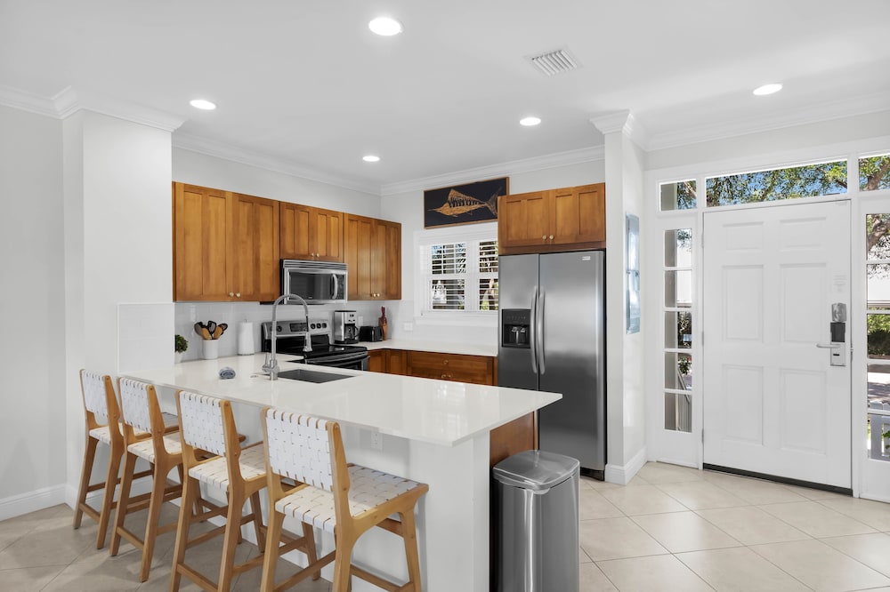 Townhome, 3 Bedrooms photo 3