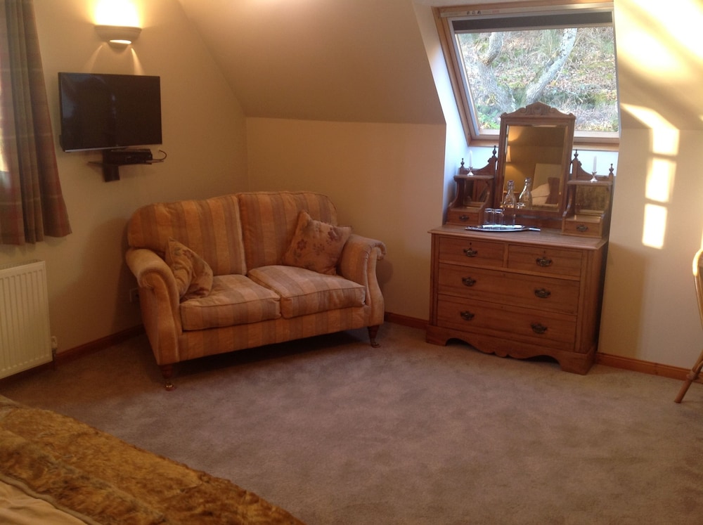 Superior Double or Twin Room, Lake View (Room 1) photo 3