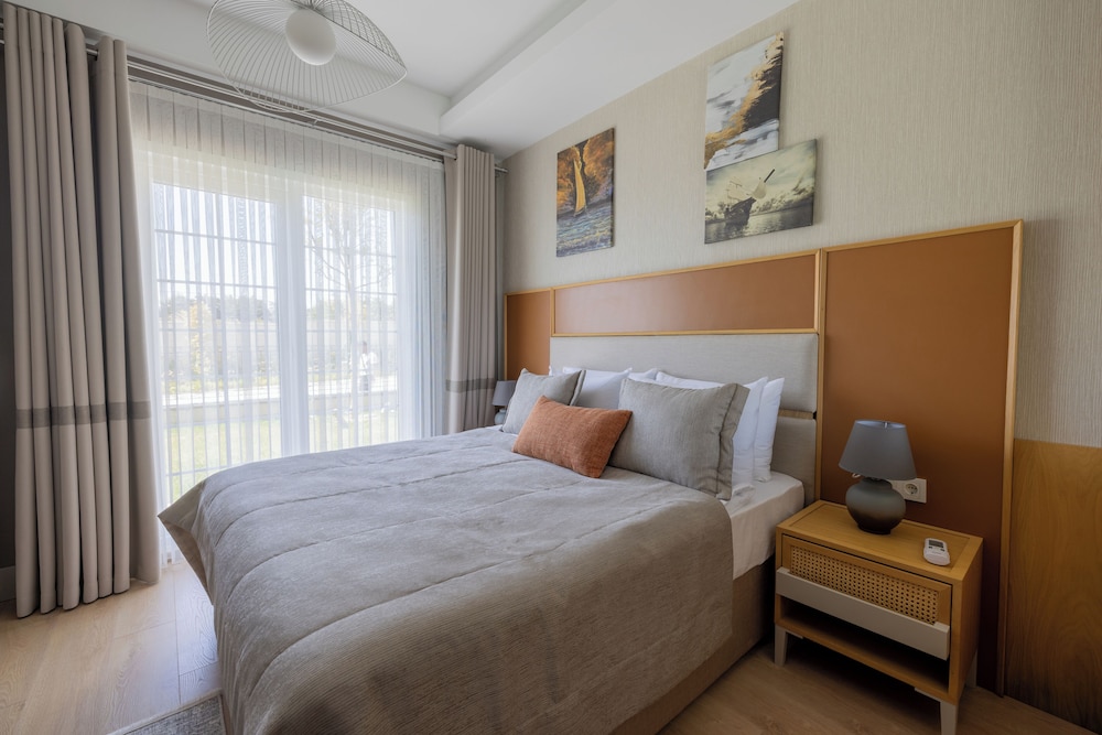 Premium Apartment, Garden View
