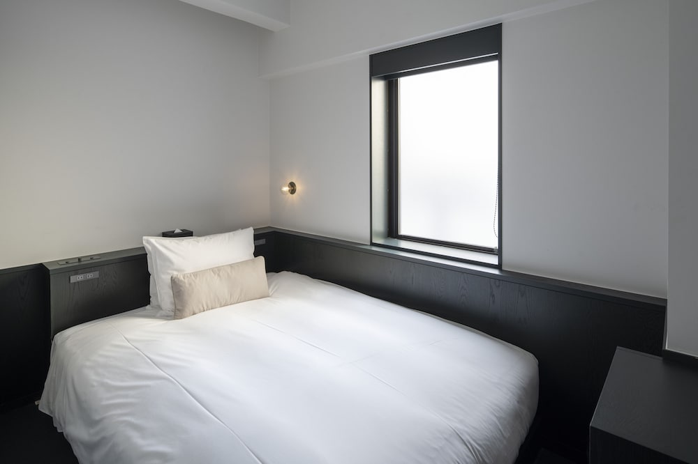 Minimal Double Room - Room Selected At Check-In