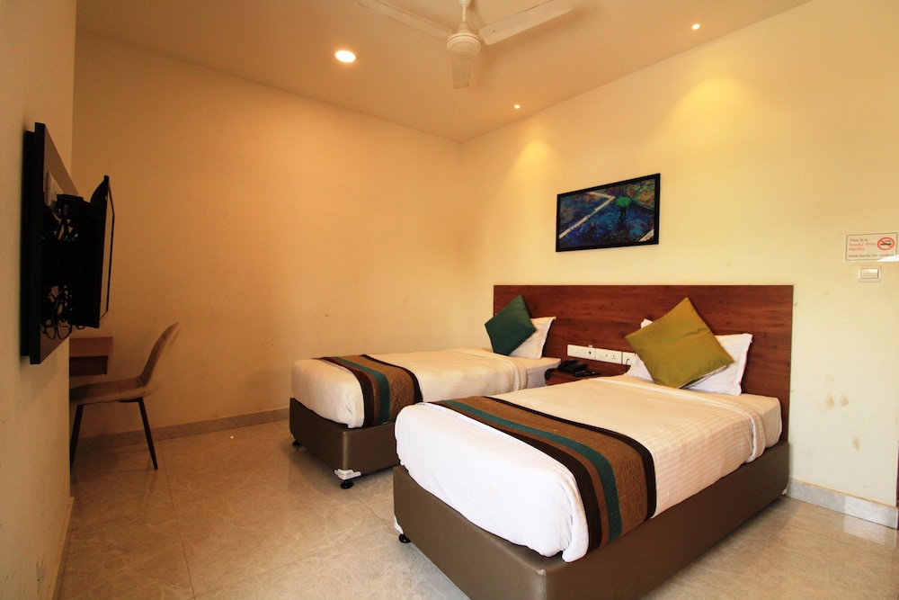 Deluxe Room - Photo 1