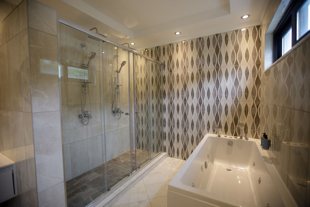 Executive Room photo 3