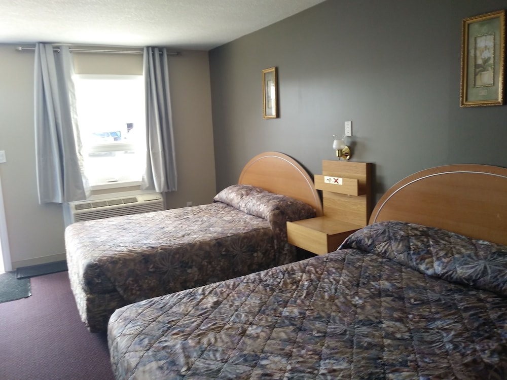 Double Room, 2 Double Beds, Non Smoking photo 1