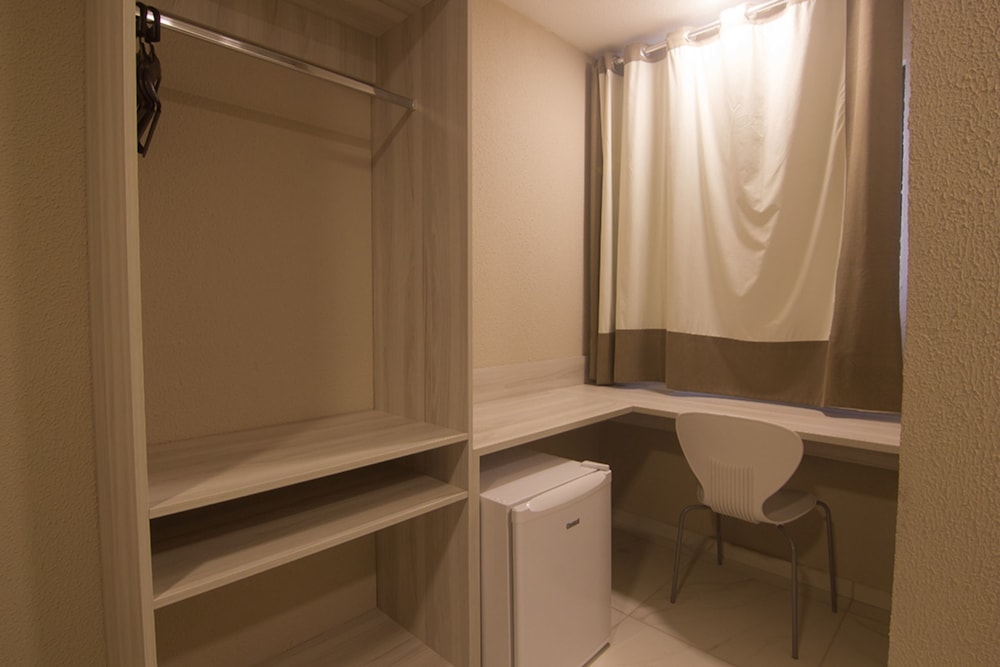 Double or Twin Room photo 3