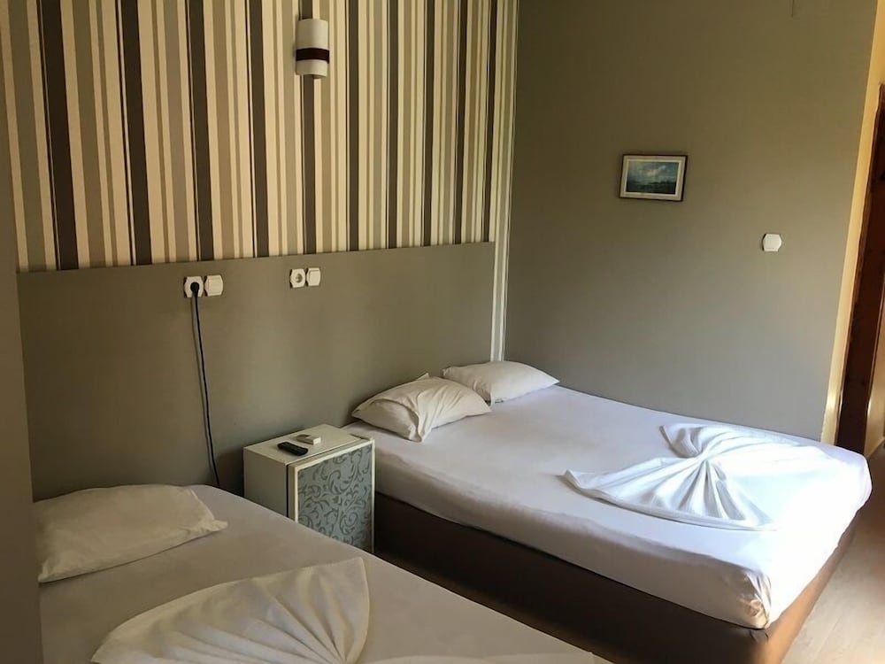 Triple Room, Garden View photo 3