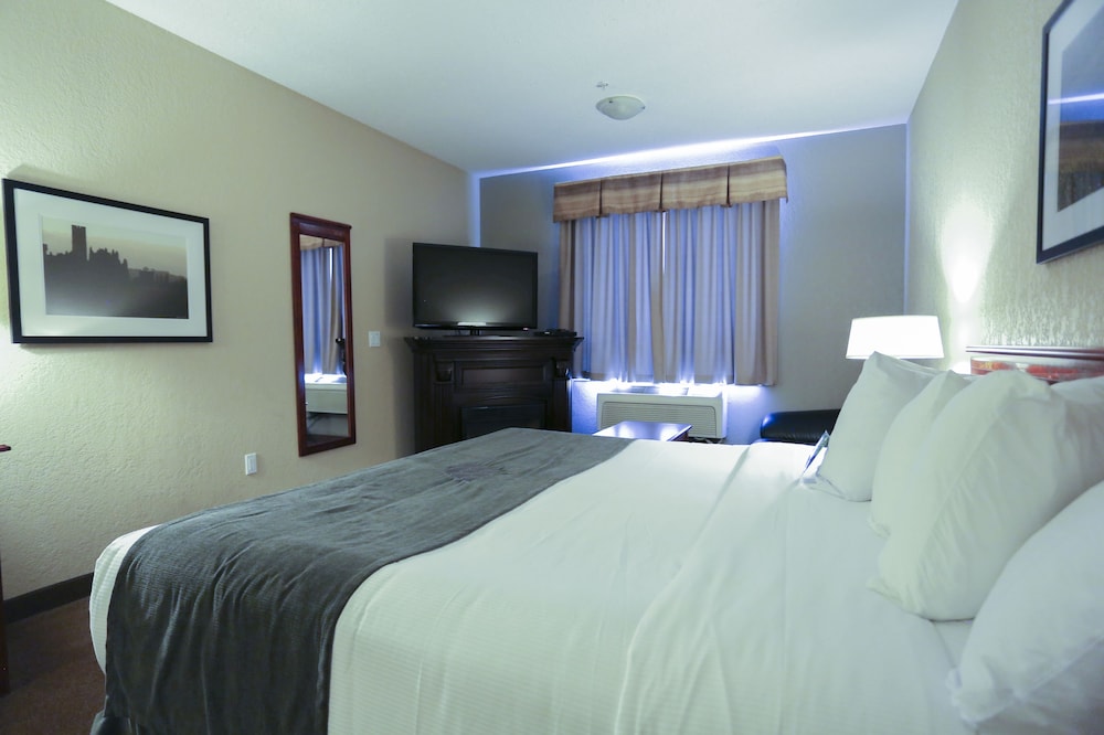 Double Room, 2 Queen Beds photo 2