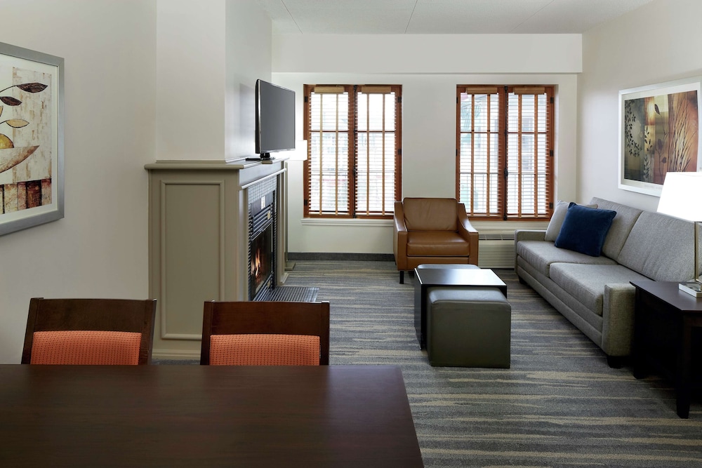Suite, 2 Double Beds, Fireplace - Photo 2
