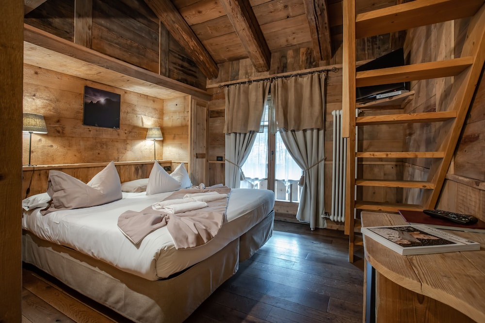 Standard Triple Room - Photo 1