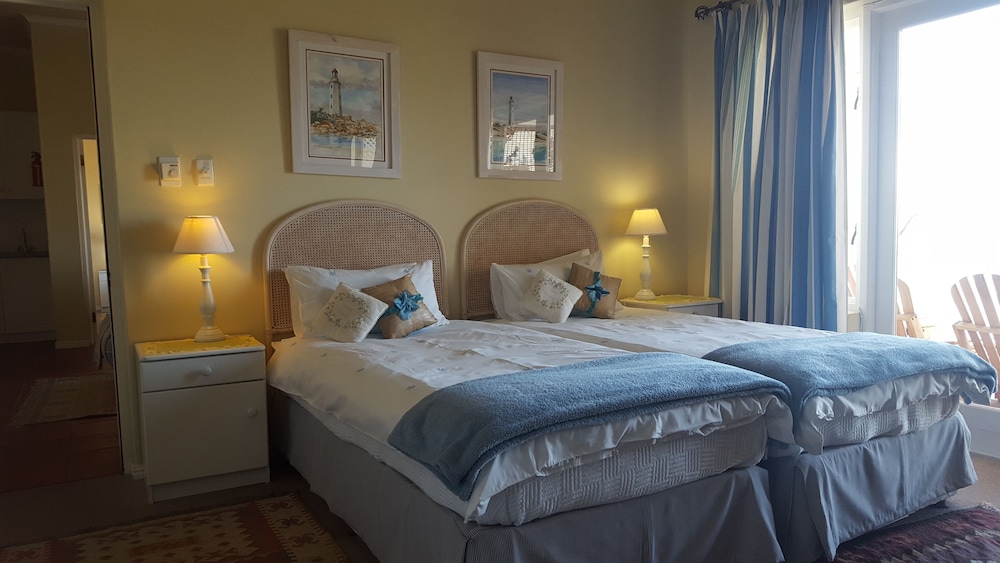 Deluxe Twin Room photo 1
