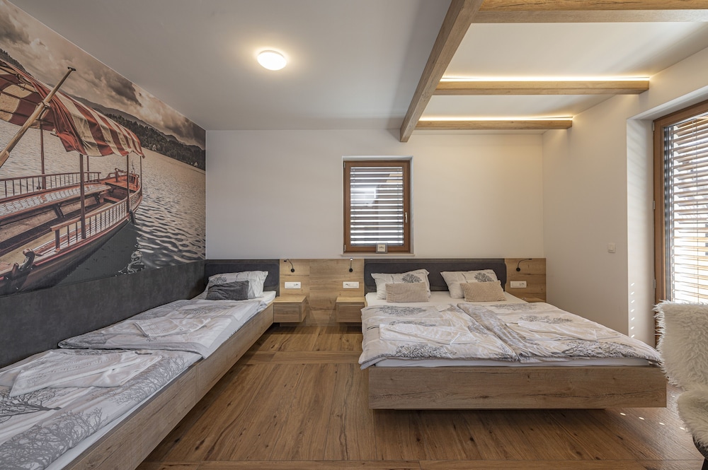 City Double Room photo 2
