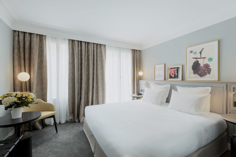 Superior Double Room, 1 Queen Bed, Courtyard View photo 1