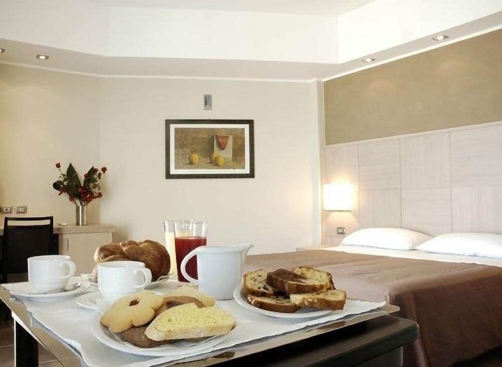 Superior Double Room, Partial Sea View photo 3