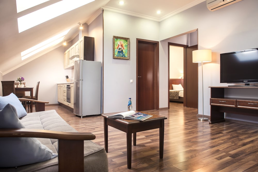 Family Suite - Photo 1
