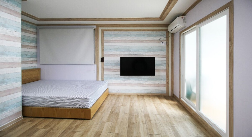BB5 Bed 2room (Room 2 + Bathroom 2) photo 2