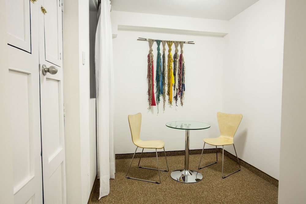 Room photo 2