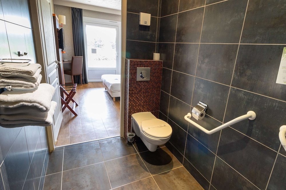 Standard Room, 1 Double Bed - Photo 7