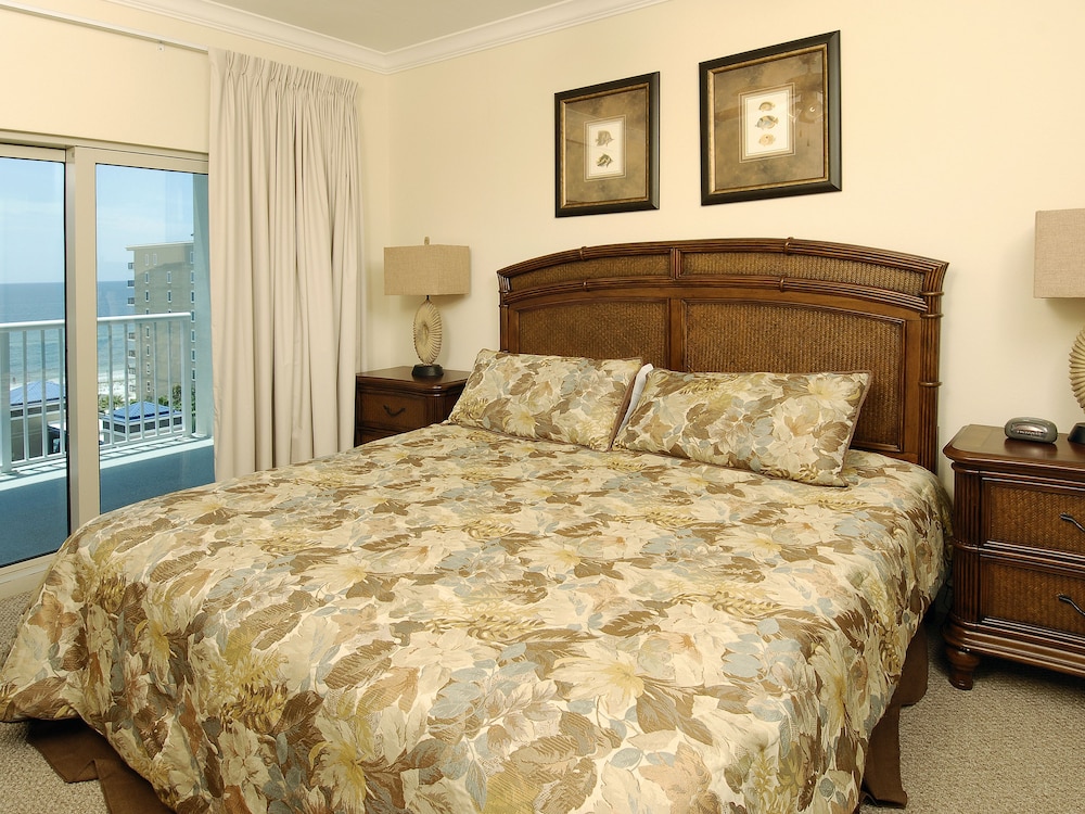 Condo, 2 Bedrooms, 2 Bathrooms, Sea View photo 1