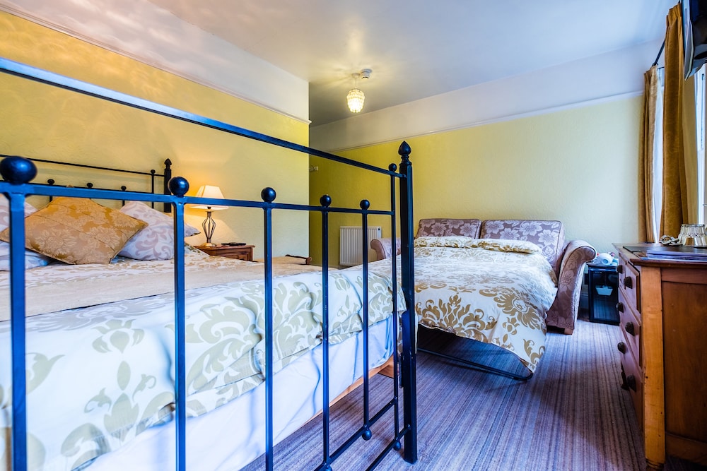 Superior Double Room, Bathtub photo 2