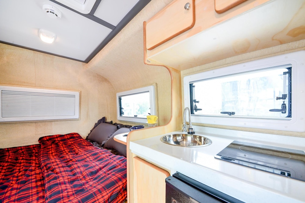 Basic Room, 1 Bedroom (Mini Caravan 2) photo 3