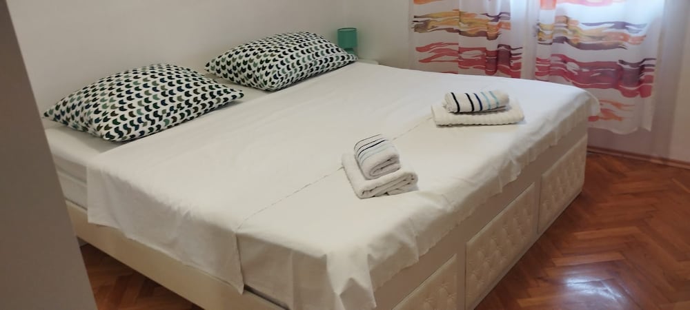 Apartment (A1)