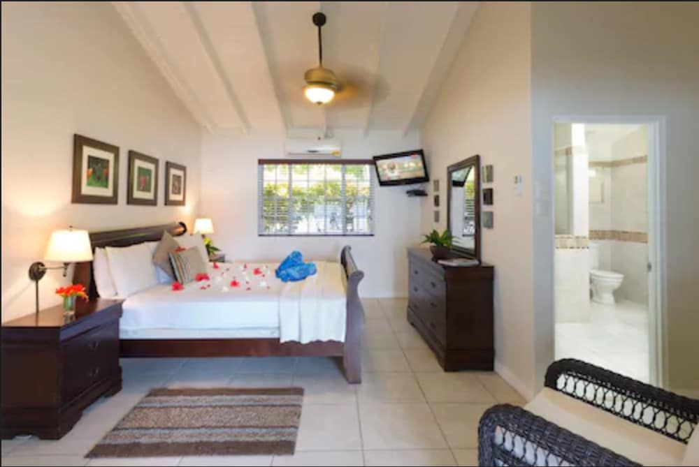 Executive Bungalow, 1 Bedroom, Beachfront photo 3