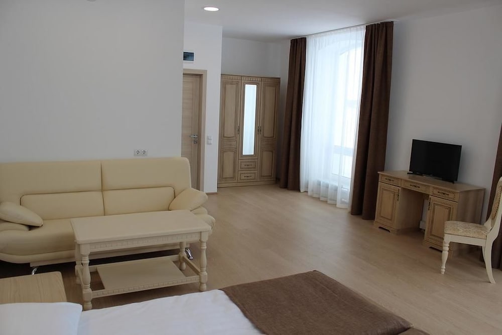 Family Triple Room, 1 Double Bed with Sofa bed, Non Smoking photo 1