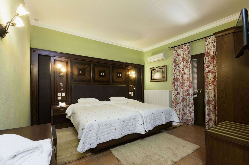 Double or Twin Room, Garden View - Photo 1