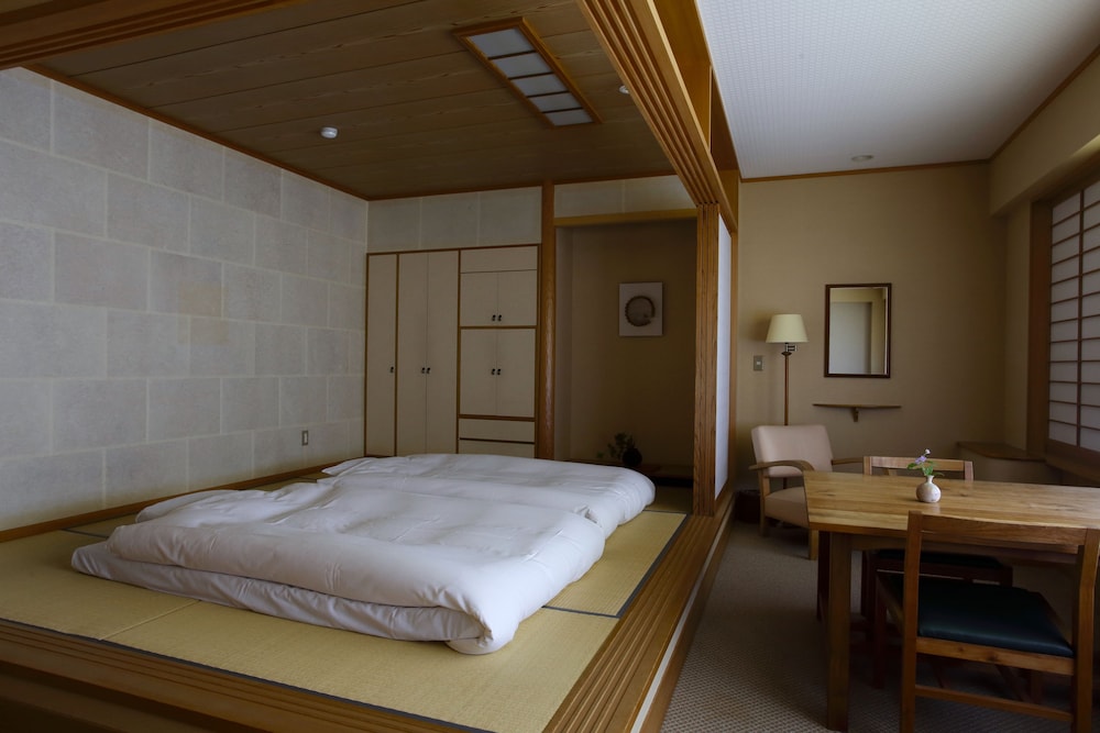 Japanese-Style Room (UME bldg.) photo 2