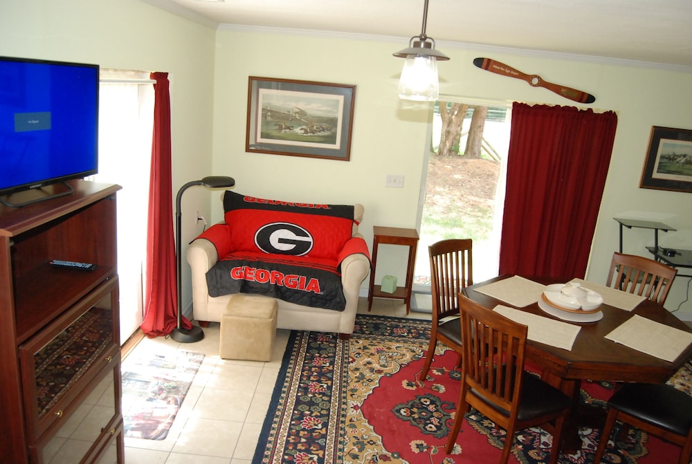 Family Cabin photo 1