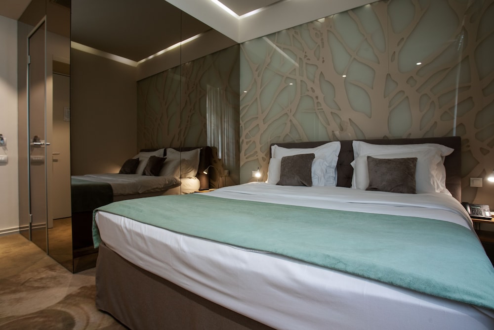 City Double or Twin Room photo 2