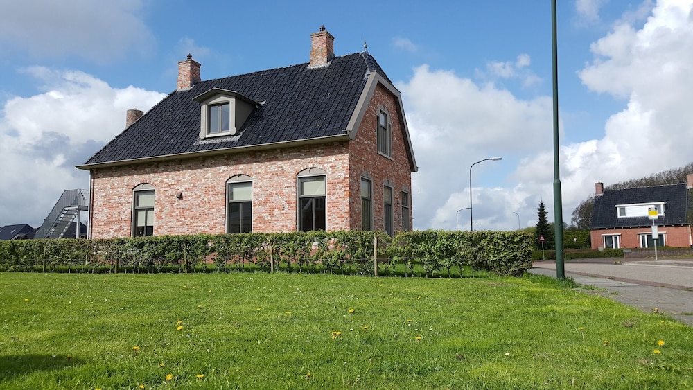 House photo 1