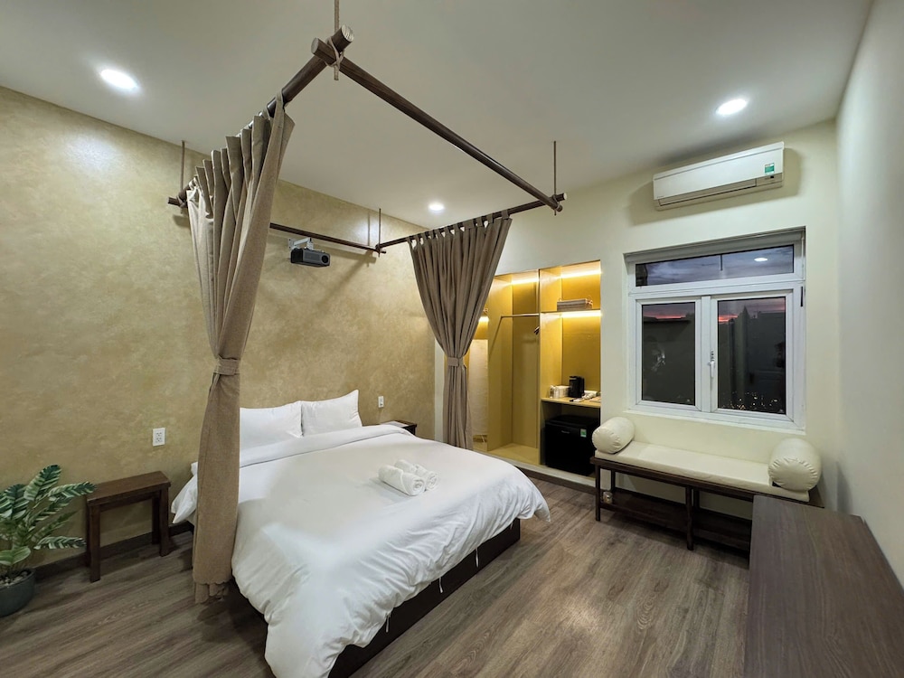 Elite Studio Suite