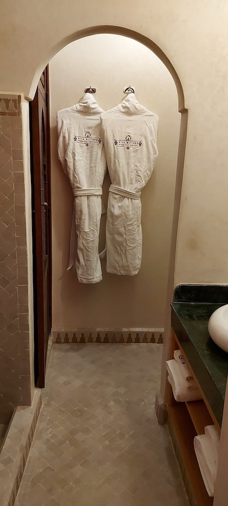 Room for 3 - Photo 8