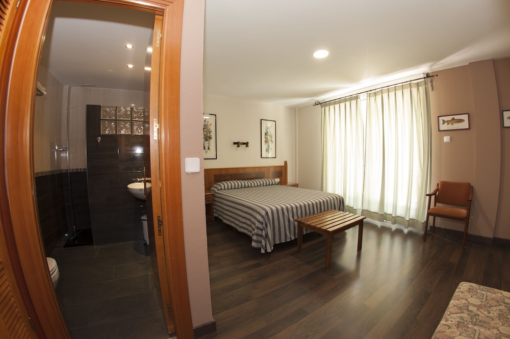 Habitación Doble, 1 cama doble o 2 camas individuales