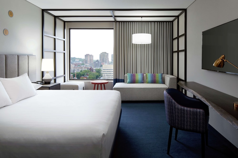Suite, 1 King Bed (Vice Presidential)