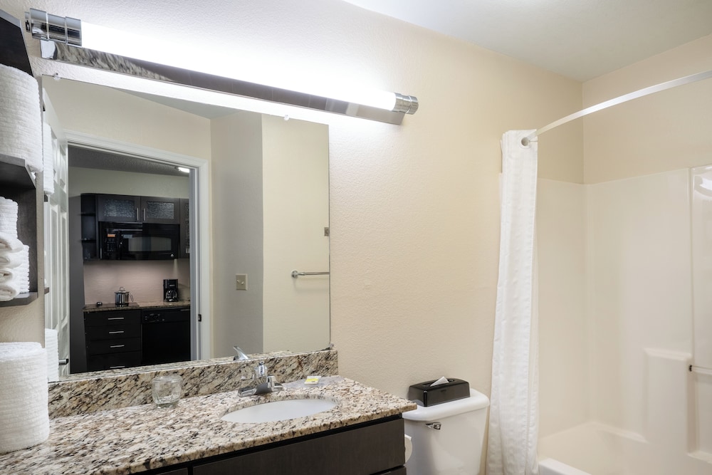 Suite, 1 Bedroom photo 2