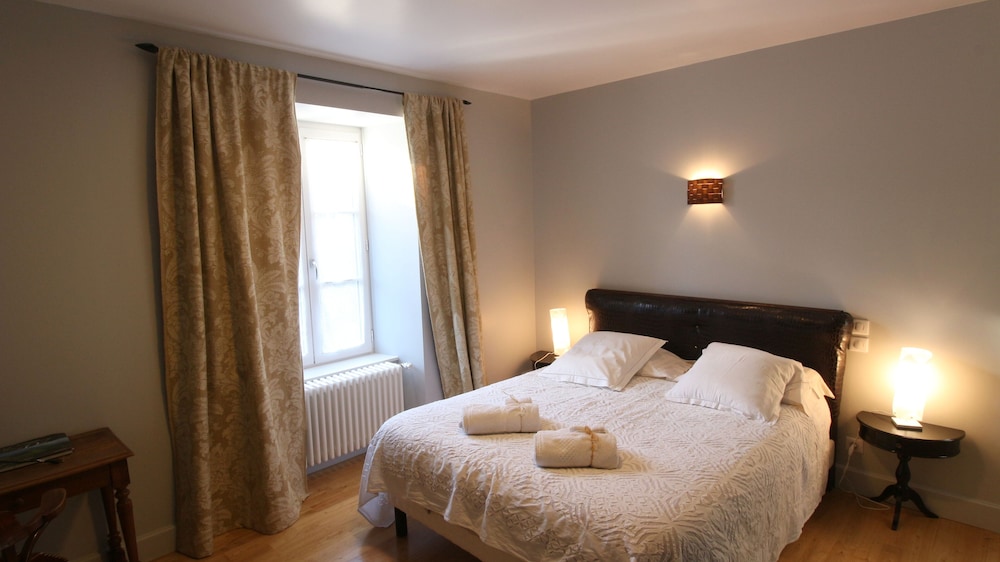 Auvergnate - Classic Triple Room photo 1