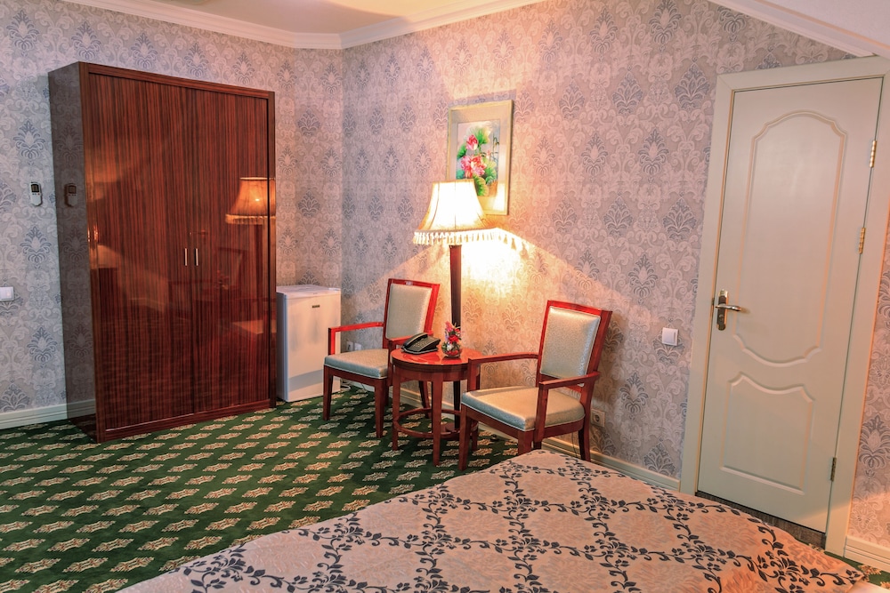 Deluxe Double Room - Photo 7