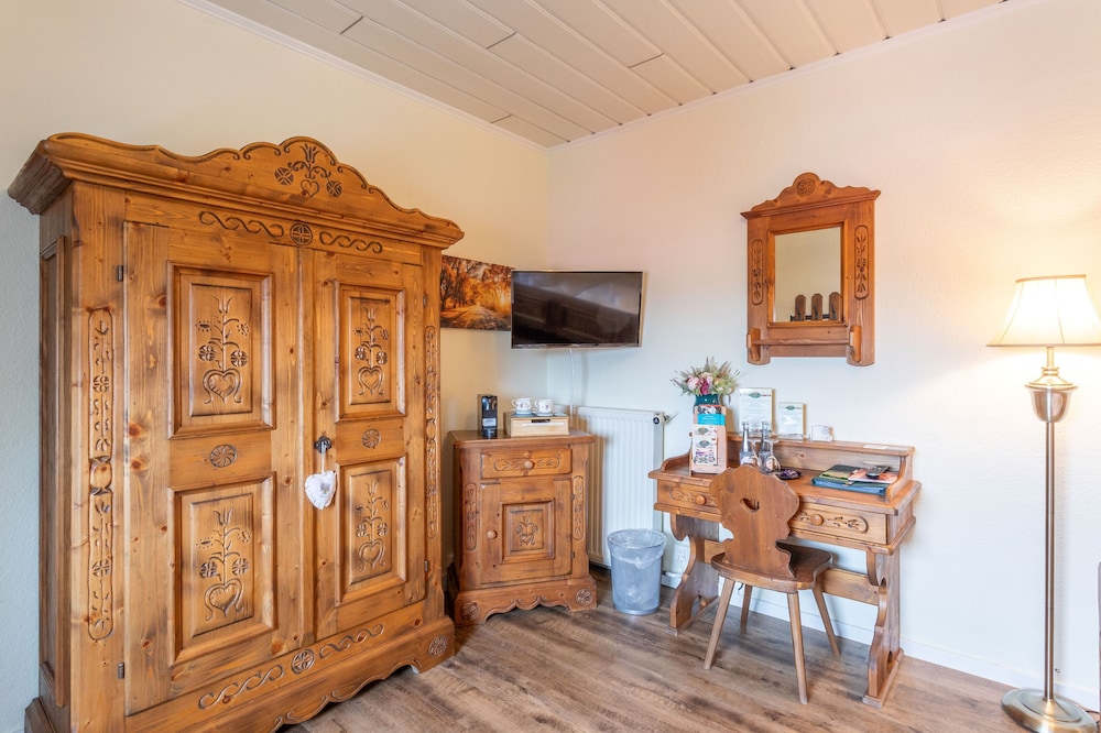 Mr Bean Room photo 2